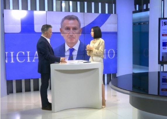 U BASHKUA ME LËVIZJEN E KADILLIT/ Enno Bozdo: PD në krizë të thellë. S’i marr leje askujt për…