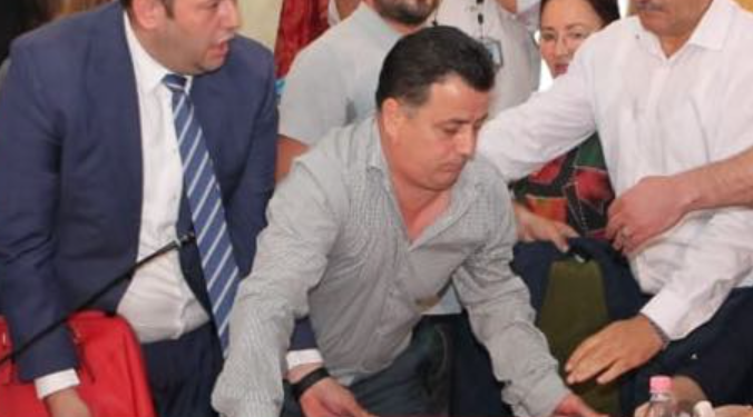 PËRJASHTIMI I BERISHËS NGA PD/ Flamur Noka SHERR në mbledhje me Bashën