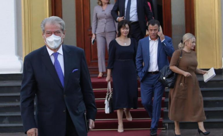“S’KA ÇFARË JEP MË”/ Kadilli: Të refuzojmë Berishën, edhe forumet do ta përjashtonin