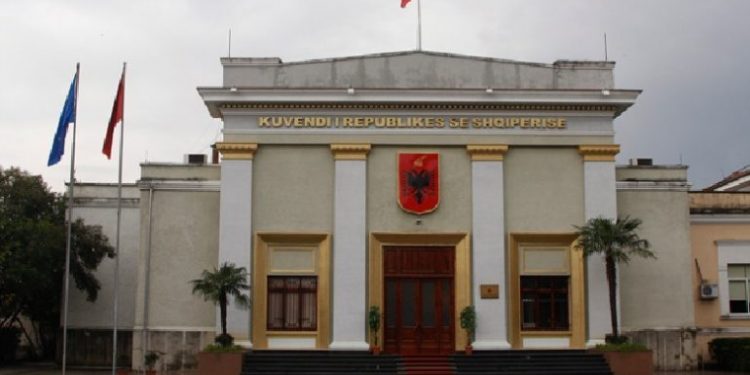10 SHTATORI/ Nga Presidenti tek reforma zgjedhore e kërkesa për rindarjen territoriale, sfidat e legjislaturës së re