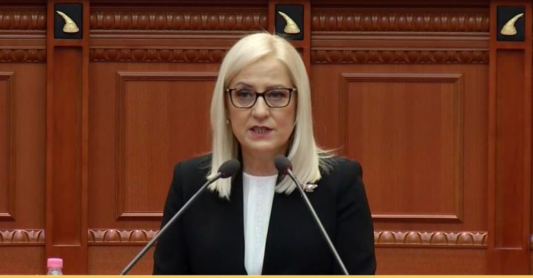 GRISJA E FLETËVE TË VOTIMIT NË KUVEND/ Lindita Nikolla: S’e prisja nga Açka, kisha pritshmëri krejt të tjera për…