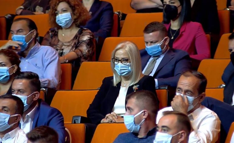KONFIRMOHET/ Lindita Nikolla, kryetarja e re e Kuvendit të Shqipërisë