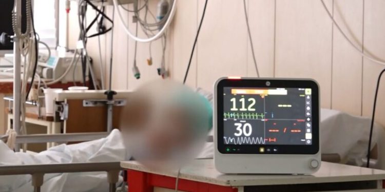 TRAGJIKE/ 15-vjeçarja SHQIPTARE humb jetën nga COVID-19, kishte…