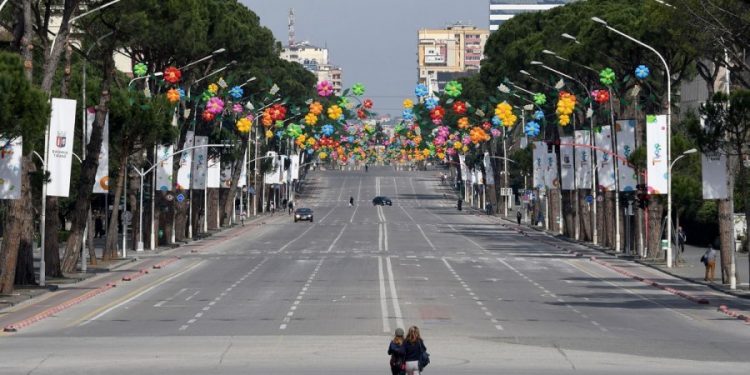 A RREZIKOHEMI NGA NJË KARANTINË E DYTË? Rakacolli: Mbyllja do të bëhet nëse…