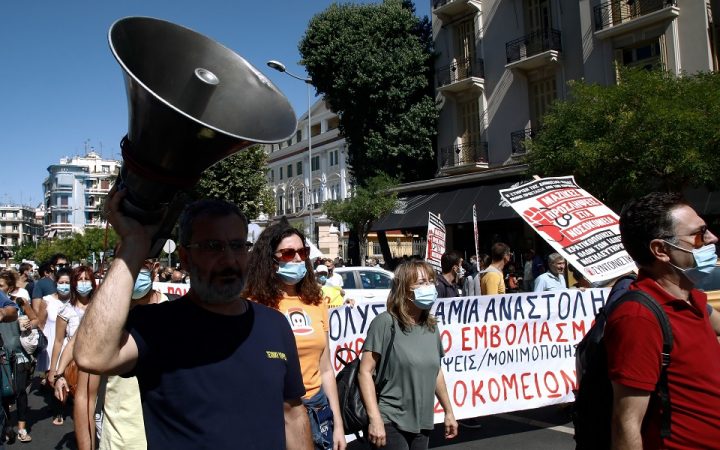 VAKSINIMI ME DETYRIM NË GREQI/ Punonjësit e kujdesit shëndetësor paralajmërojnë grevë të mërkurën