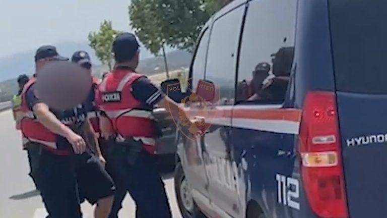 I DEHUR NË TIMON/ I riu nga Durrësi kundërshton dhe kërcënon policët, procedohet penalisht dhe…
