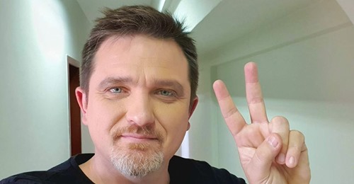 “A E BËNI DOT?” Julian Deda SFIDON anëtarët e kryesisë së PD: Ikni nga grupi dhe qëndroni me Berishën