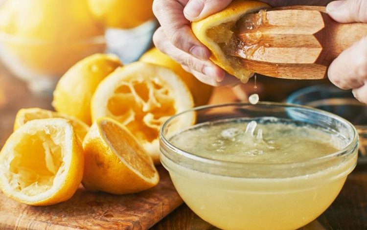 VËMËNDJE! Zbuloni sasinë e duhur të lëngut të limonit që duhet të përdorni për pastrimin e veshkave