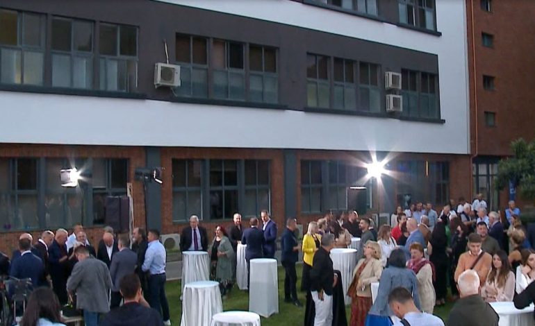 UET, 15 VJET NGA THELEMIMI/ Ceremonia për Universitetin pionier në ide dhe iniciativa (VIDEO)
