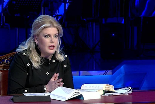 RAMA VURI NË QENDËR QYTETARIN/ Eni Çobani e përkrah: Bravo, bashkëpunimi juaj e përmirëson ligjin