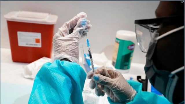 STUDIMI: Personat e vaksinuar me dy doza, 49% më pak mundësi për një infektim të rëndë të Covid