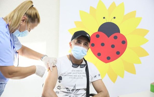 “MBI 100 TESTE, 20 JANË…”/ Mjekja: Të vaksinuarit, më të mbrojtur nga Delta