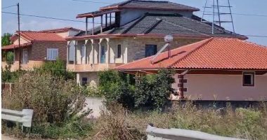 48-VJEÇARI U VETËVRA ME ARMË/ Fqinjët: Kishte shumë borxhe, mori kredi për…