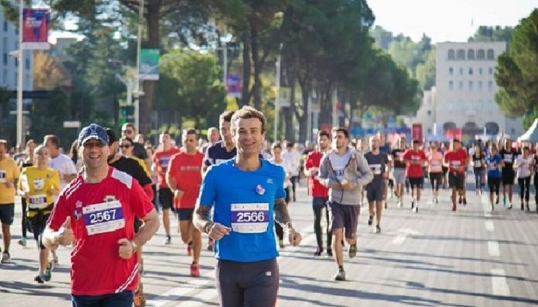 TIRANA ZHVILLON SOT “MARATONA 2021″/ Në garë 2500 vrapues. Cilat akse janë të bllokuara deri në orën 17:00