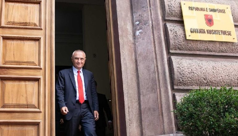 SHKARKIMI I METËS/ Kushtetuesja merr në shqyrtim kërkesën e Kuvendit