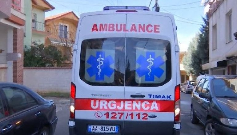 E RËNDË NË FIER/ Gjendet i vetëvarur në oborrin e shtëpisë i riu, dyshohet se…