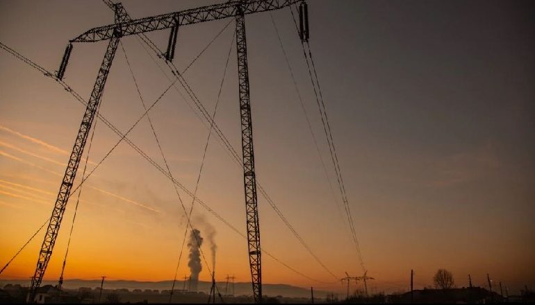 PARALAJMËRIMI/ Kosova pa alternativa, qytetarët përdorin energjinë elektrike për ngrohje