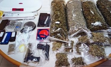 U SHPALL NË KËRKIM NGA POLICIA/ Bujar Sefa i dënuar për drogë në Itali, furnizonte tregun me kokainë nga Holanda e kanabis nga Shqipëria