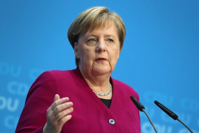 UDHËTIMI I LAMTUMIRËS/ Angela Merkel viziton Greqinë në fund të tetorit