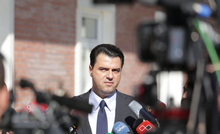 Mbështetësit e “revolucionit” të 2019-s, të gjithë sot kundër Bashës