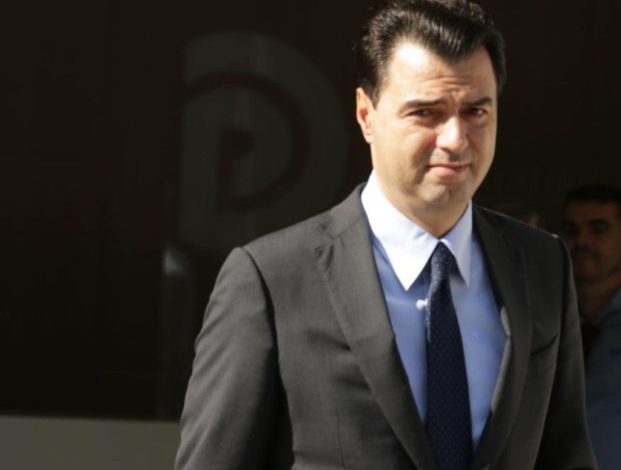 BASHA ZIHET “NGUSHTË” NGA PYETJA/ Deputetja e PD: Po ne do të mbështesim protestat për rritjen e çmimeve?