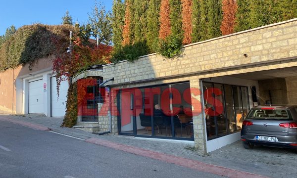 PAS KËRCËNIMIT TË MBRËMSHËM/ Ja SITUATA në shtëpinë e Albin Kurtit (PAMJET)