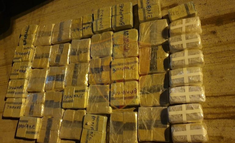 BURG PA AFAT PËR 45 KILOGRAM HEROINË/ Zbulohet hileja si pronari i kamionit e kalonte drogën në port