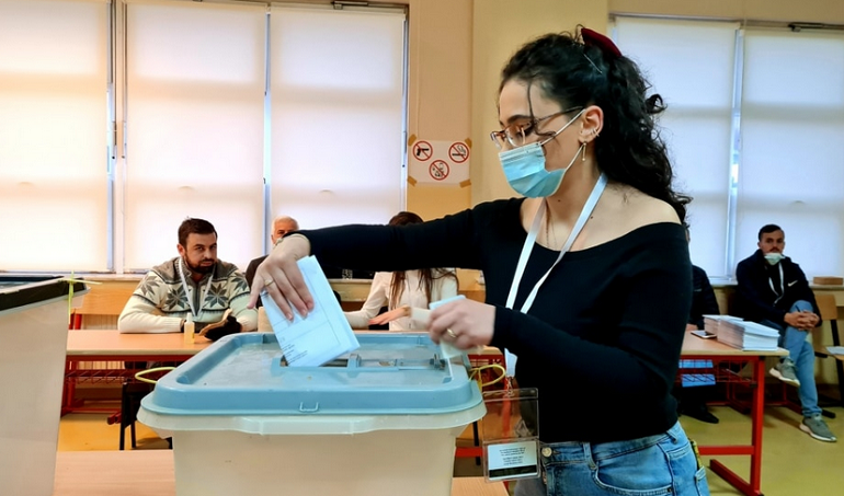 ZGJEDHJET NË KOSOVË/ Rezultatet preliminare do të publikohen sonte