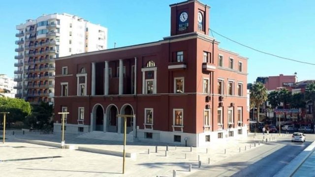 ABUZIM ME TENDERIN/ Gjykata merr vendim për të arrestuarit në bashkinë e Durrësit