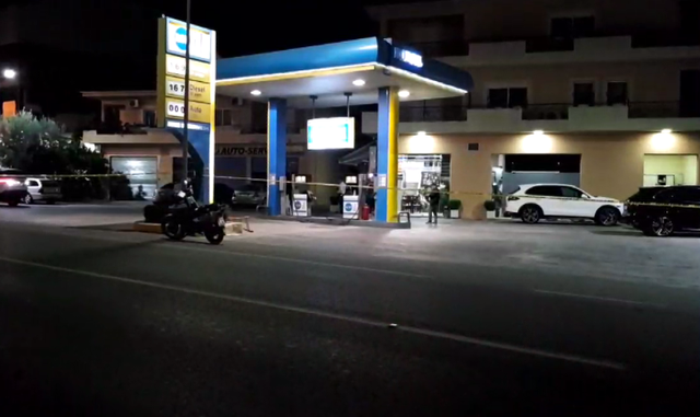 E FUNDIT/ Ardian Çollaku ende me shenja jete. Pësoi vdekje klinike, dërgohet te Trauma në Tiranë
