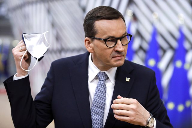 POLONI-BE, LUFTË E HAPUR/ Varshava: Brukseli po na shantazhon