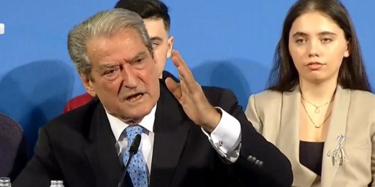 ÇFARË NDODH PAS “FOLTORES”? Berisha zbulon hapin e rradhës dhe bisedën “sekrete” me Bashën