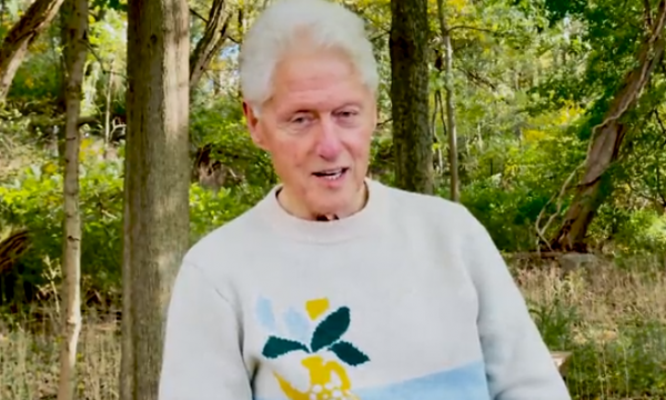 “JAM NË RRUGËN E RIMËKËMBJES”/ Pas daljes nga spitali Bill Clinton flet për gjendjen e tij shëndetësore