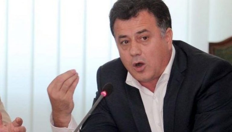 BASHA E SHKARKOI! Noka: Ai shkarkoi Sali Berishën si mos të më hiqte mua. Çështje ditësh…
