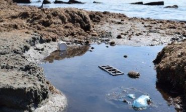 INVESTIGIMI/ Kanali i ujërave të zeza në Durrës rrezikon jetën e 60 mijë banorëve