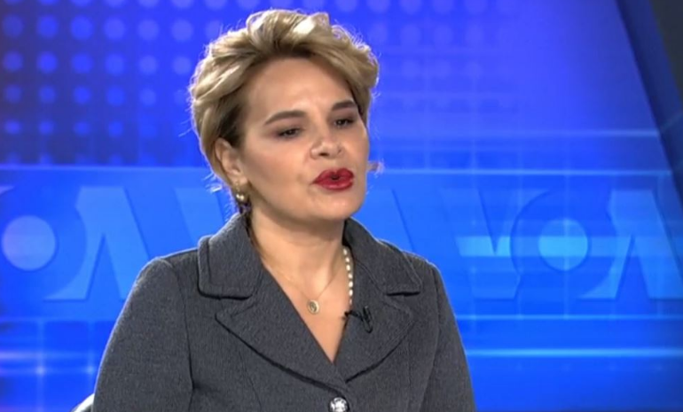 “TREKËNDËSHI I BERMUDËS”/ Monika Kryemadhi i kthen përgjigje Bashës nga Amerika: Asgjë e re nga…