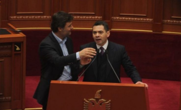 DEBATE NË KUVEND/ Alibeaj perplaset me Ahmetajn: Do iki në SPAK kur…