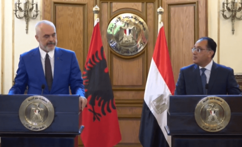 KONFERENCA ME RAMËN/ Kryeministri egjiptian: Nënshkruam 3 marrëveshje, kjo vizitë pikë kthese e bashkëpunimit