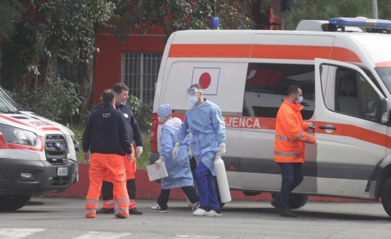 SHIFRAT TRAGJIKE TË COVID NË SHQIPËRI/ 8 të vdekur, mes tyre një fëmijë 5 vjeç. Trefishohen infektimet e reja