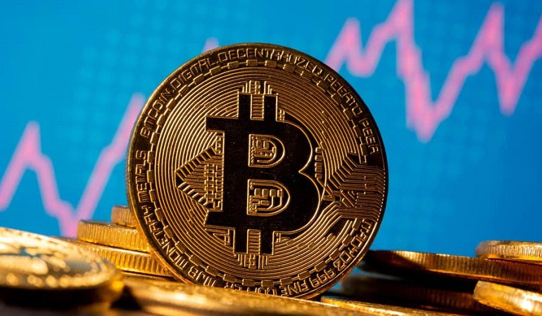 ÇMIMI I “BITCOIN” PËSON RËNIE/ Mediat e huaja zbulojnë shkakun: Investitorët afatgjatë tërhoqën fitimet…