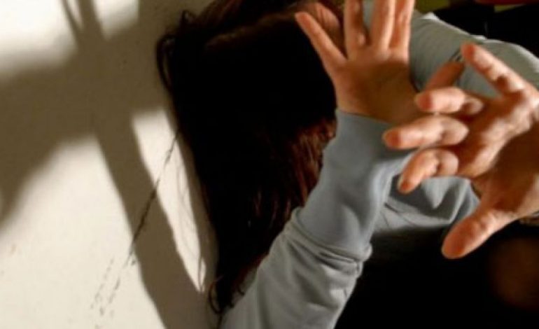 DHUNON GRUAN/ Arrestohet 61-vjeçari. Vëllai dhe nipi i saj marrin hak dhe…