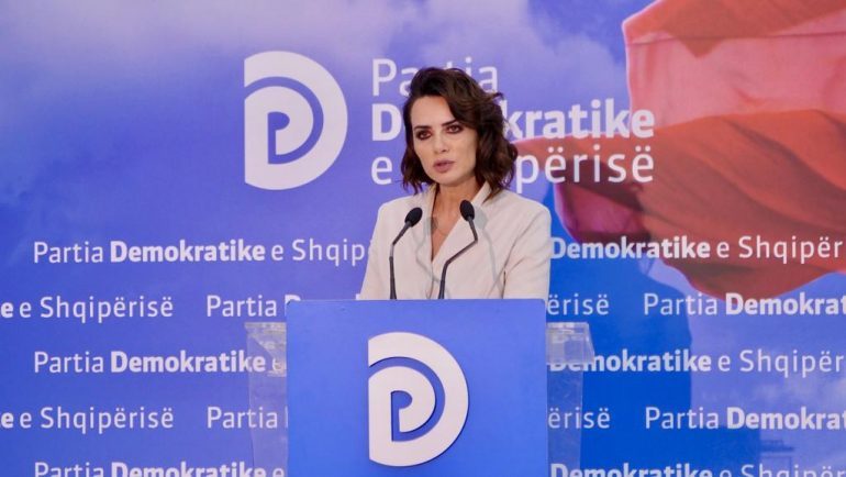 KRIZA/ Grida Duma: Edi Rama na ka futur dorën e gjatë në xhep dhe po na merr paratë