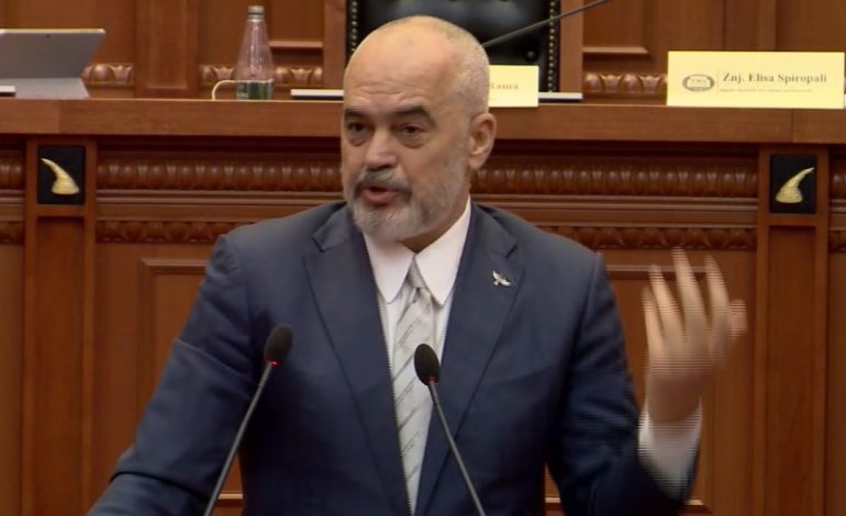 “DUHET TË RILINDËSH”/ Rama batuta ndaj Bashës: Kujdes me llumin në PD o Lulzim, ti je pjella më brilante e llumit