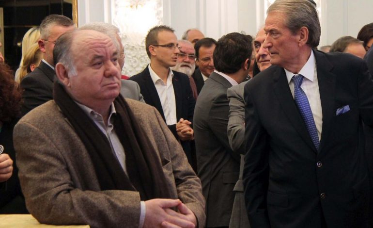 KRAHASIMET e Fahri Balliut: Berisha po rikthehet si Napoleoni