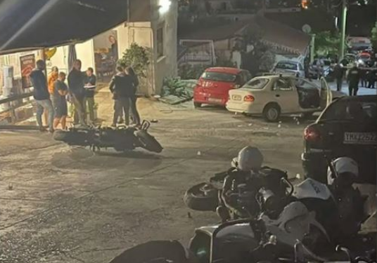 PËRPLASJE E PËRGJAKSHME NË GREQI/ 1 i vdekur dhe 7 të plagosur, mes tyre 6 policë (FOTO)