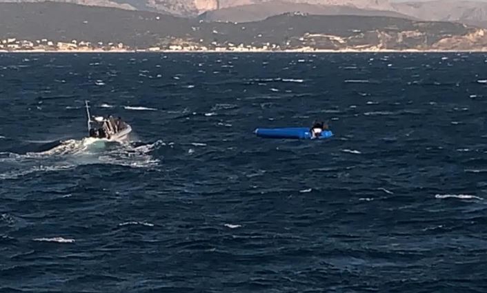 TRAGJEDI NË GREQI/ Mbytet anija me emigrantë. Katër viktima, mes tyre dy fëmijë