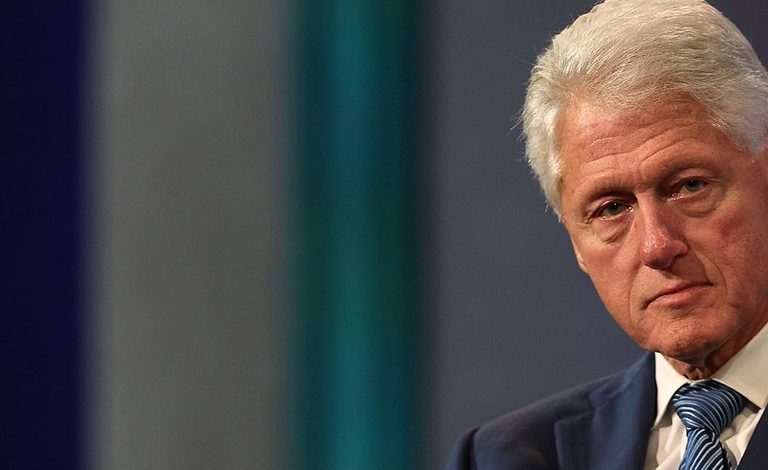 ISH PRESIDENTI AMERIKAN CLINTON SHTROHET NË SPITAL/ Ja çfarë thonë mjekët