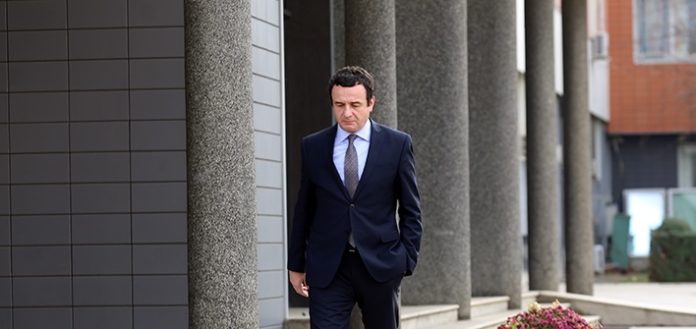 ZGJEDHJET LOKALE NË KOSOVË/ Vetëvendosja Albin Kurtit përgjysmohet për 8 muaj në pushtet