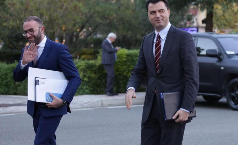 VETINGU I POLITIKANËVE/ Basha: E duan Shqipërinë në gjunjë, por PD do ta pastrojë nga llumi dhe pazaret
