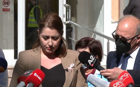 HELMIMI MASIV NË KRUJË/ Manastirliu: Të shtruar edhe fëmijë, po hetojmë të gjitha pistat